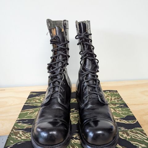 Search result thumbnail of Endicott Johnson US Army Combat Boots (1961) in Black Leather