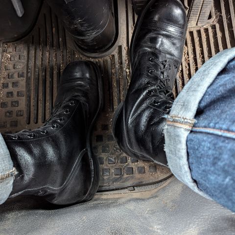 View photo of Endicott Johnson US Army Combat Boots (1961) in Black Leather