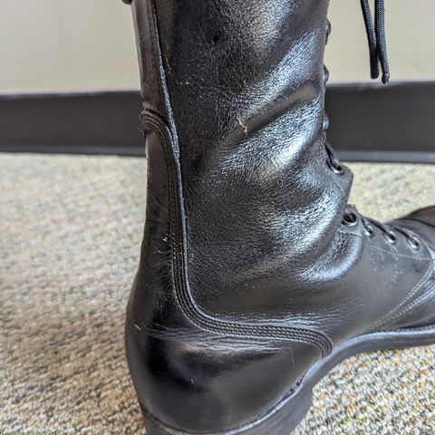 View photo of Endicott Johnson US Army Combat Boots (1961) in Black Leather