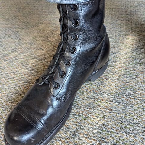 View photo of Endicott Johnson US Army Combat Boots (1961) in Black Leather