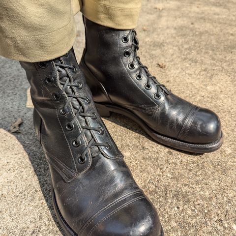 View photo of Endicott Johnson US Army Combat Boots (1961) in Black Leather