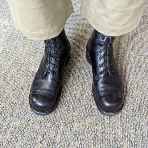 View photo of Endicott Johnson US Army Combat Boots (1961) in Black Leather