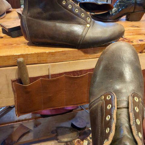 Unsung U 22-1 Slog Boot in Wickett & Craig Olive H Latigo