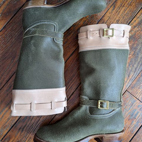 Unsung Renegade Cowboy in Wickett & Craig Olive H Latigo