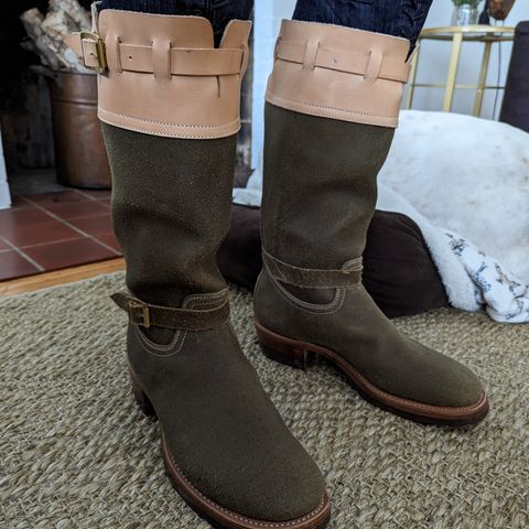 Unsung Renegade Cowboy in Wickett & Craig Olive H Latigo