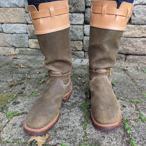 Unsung Renegade Cowboy in Wickett & Craig Olive H Latigo