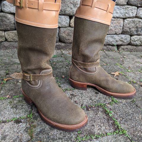 Unsung Renegade Cowboy in Wickett & Craig Olive H Latigo