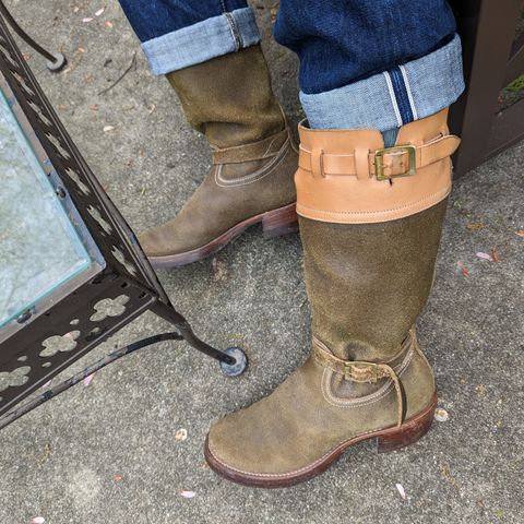 Unsung Renegade Cowboy in Wickett & Craig Olive H Latigo