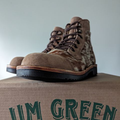 Jim Green Numzaan in Jim Green / Hair-on-hide