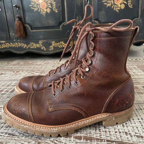 Truman Custom Model in Horween Chestnut Waxed Flesh