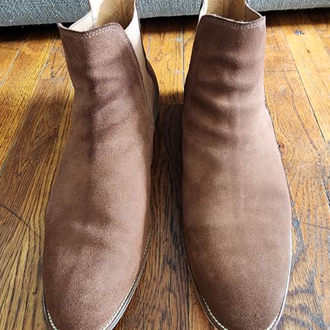 Bomberos Unlisted Model in Snuff Waterproof German Suede