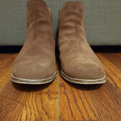 Bomberos Unlisted Model in Snuff Waterproof German Suede