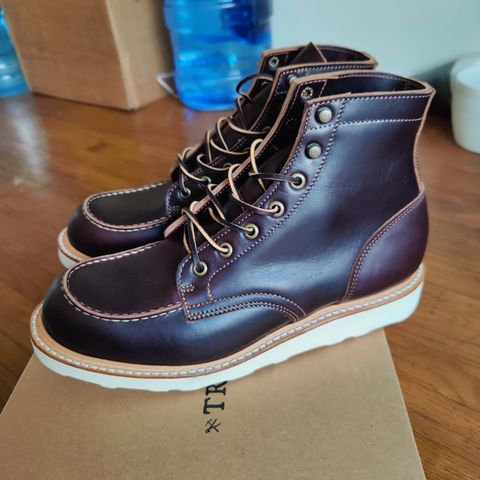 Truman Moc Toe in Seidel Oxblood Double Shot