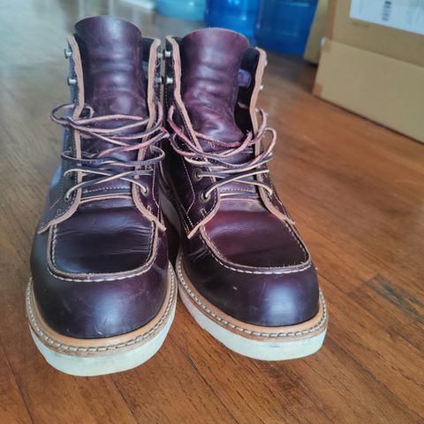 Truman Moc Toe in Seidel Oxblood Double Shot