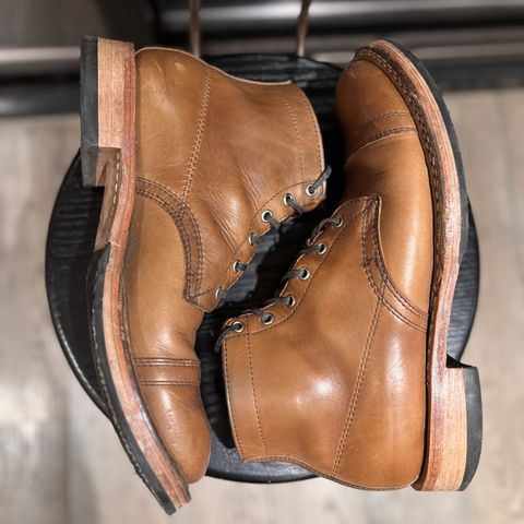 View photo of White's Semi-Dress in Horween Natural Chromexcel