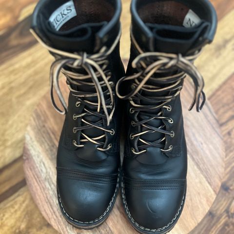Nicks MTO in Wickett & Craig Black Oiled Latigo