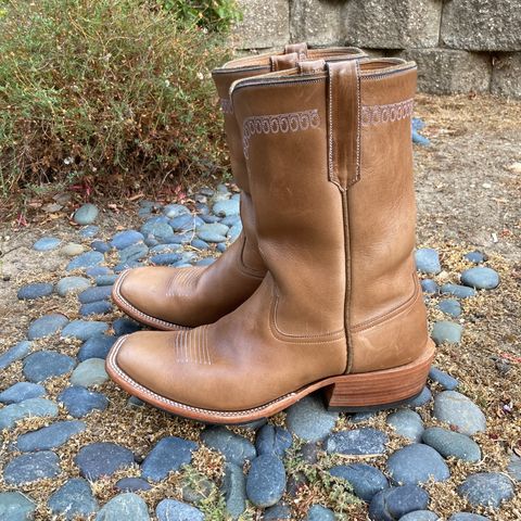Rios of Mercedes Unknown Model in Horween Natural Chromexcel