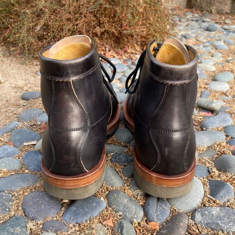 Sagara Cordmaster in Maryam Natural Horsebutt Overdyed Black