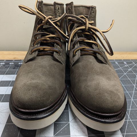 Viberg Scout Boot in C.F. Stead Fog Janus Calf Suede