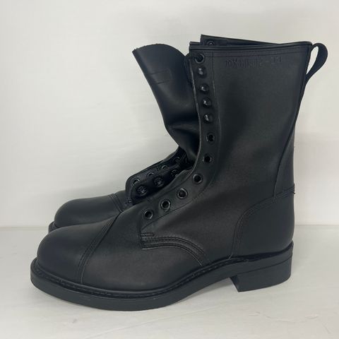 View photo of Biltrite Climbers in Black Leather