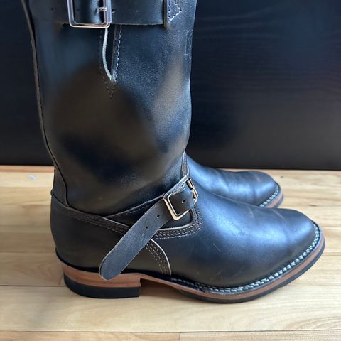 View photo of Wesco Mister Lou in Maryam Petrolio Waxed Black Horsehide