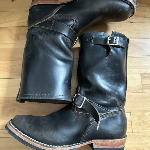 View photo of Wesco Mister Lou in Maryam Petrolio Waxed Black Horsehide