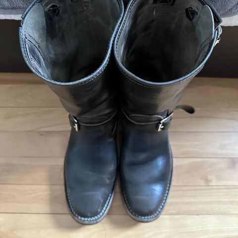 View photo of Wesco Mister Lou in Maryam Petrolio Waxed Black Horsehide