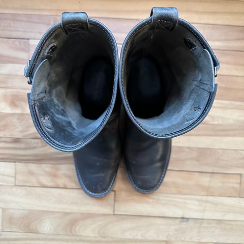 View photo of Wesco Mister Lou in Maryam Petrolio Waxed Black Horsehide