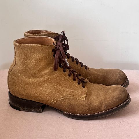 Yuketen Alan in Khaki Suede