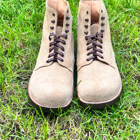 Yuketen Alan in Khaki Suede