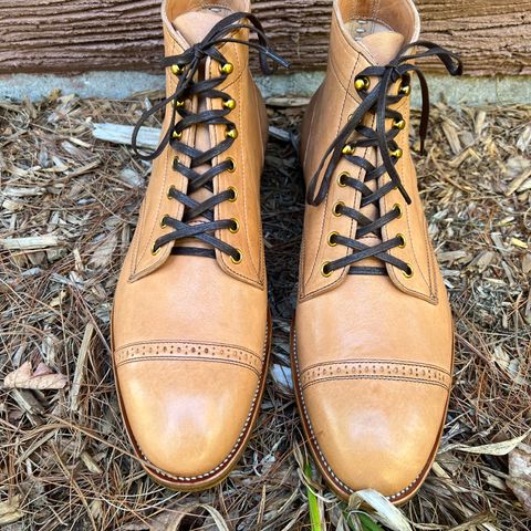 Iron Boots Devil Dog in Maryam Washed Natural Horsefront
