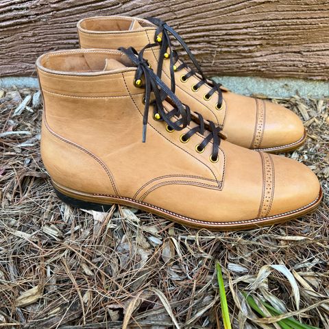 Iron Boots Devil Dog in Maryam Washed Natural Horsefront
