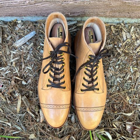 Iron Boots Devil Dog in Maryam Washed Natural Horsefront