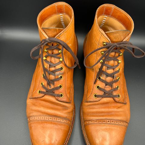 Iron Boots Devil Dog in Maryam Washed Natural Horsefront