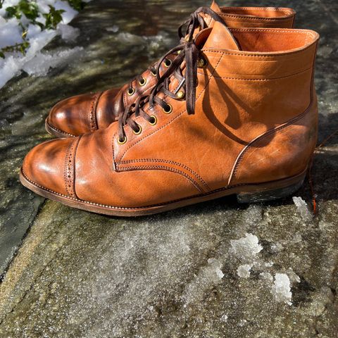 Iron Boots Devil Dog in Maryam Washed Natural Horsefront