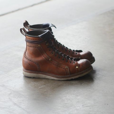 Tahura Edulis in Maryam Natural Horsebutt & Guidi Black Reverse Horsebutt