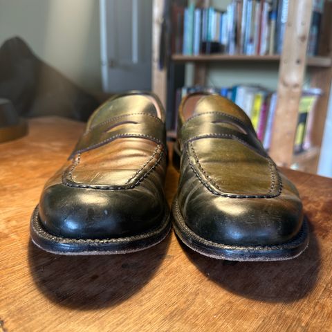 View photo of Grant Stone Traveler Loafer in Horween Marbled Black Shell Cordovan