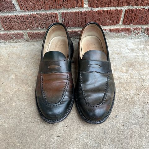 Grant Stone Traveler Penny in Horween Marbled Black Shell Cordovan