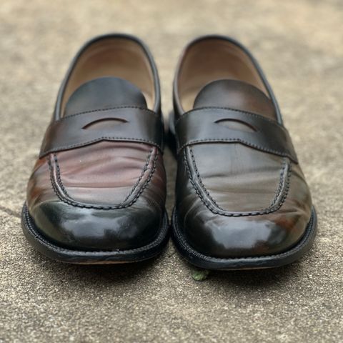 Grant Stone Traveler Penny in Horween Marbled Black Shell Cordovan