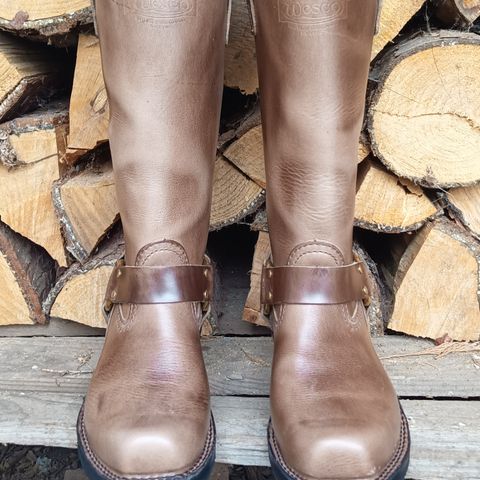 Wesco Harness in Horween Natural Chromexcel