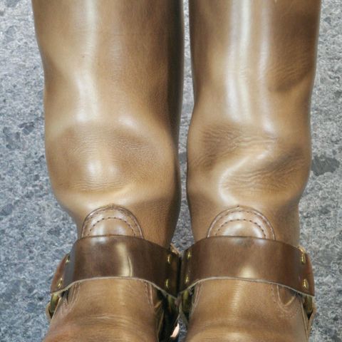 Wesco Harness in Horween Natural Chromexcel