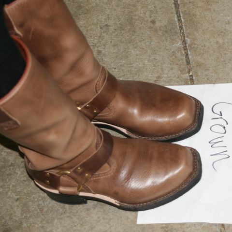 Wesco Harness in Horween Natural Chromexcel