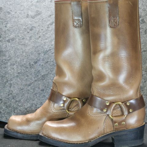 Wesco Harness in Horween Natural Chromexcel