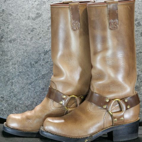 Wesco Harness in Horween Natural Chromexcel