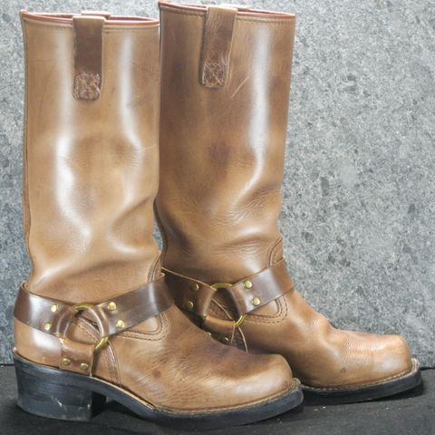 View photo of Wesco Harness in Horween Natural Chromexcel