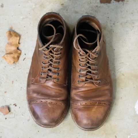 Oak Street Bootmakers Trench Boot in Horween Natural Chromexcel