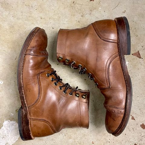 Oak Street Bootmakers Trench Boot in Horween Natural Chromexcel
