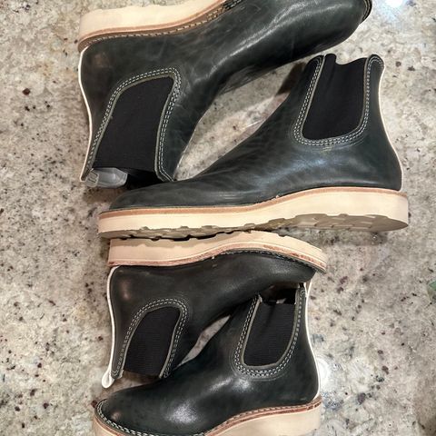 Wesco Project Axl in Petrolio + Bianco