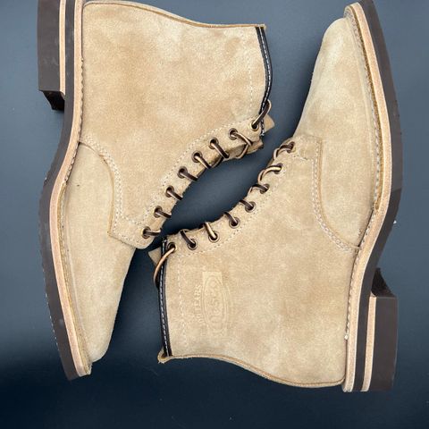 Wesco Johannes in Seidel Burlap Roughout