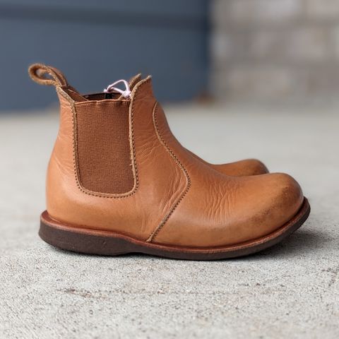 Adelisa and Co. Viajero Chelsea Boot in Unknown Natural Veg Tan